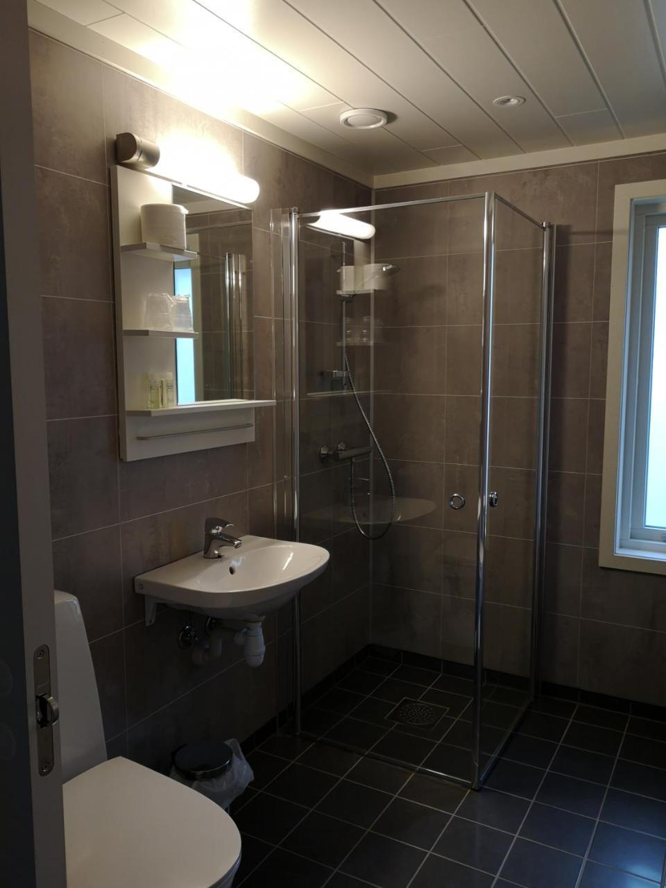 Dombastun Motel מראה חיצוני תמונה