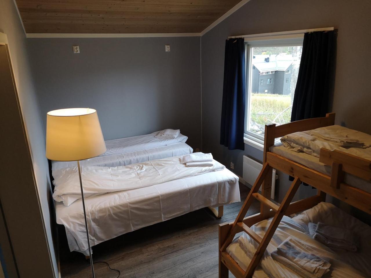 Dombastun Motel מראה חיצוני תמונה